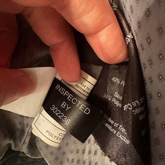 Danier leather jacket - Picture 7 of 7